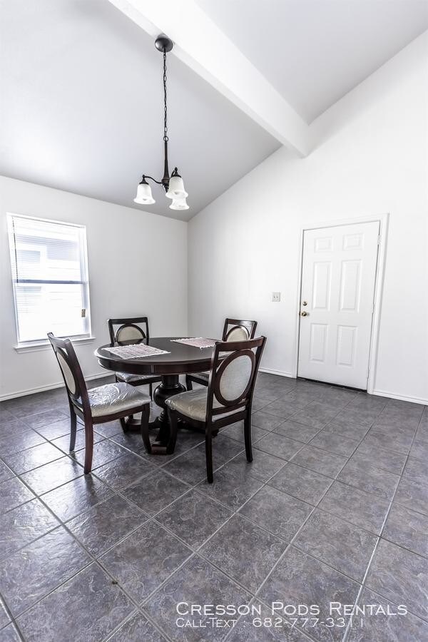 Building Photo - 9045 Hines Cir