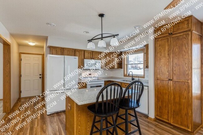 Building Photo - BEAUTIFUL ANKENY HOME!! 4 Bed, 3.5 Bath in...