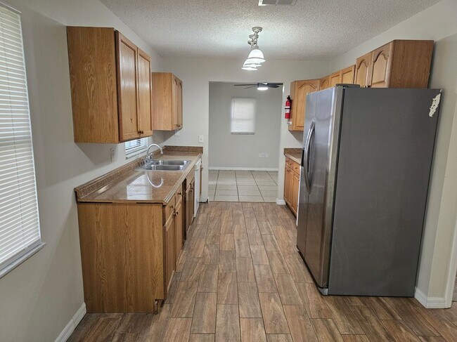 Foto del edificio - 314 E Fletcher St