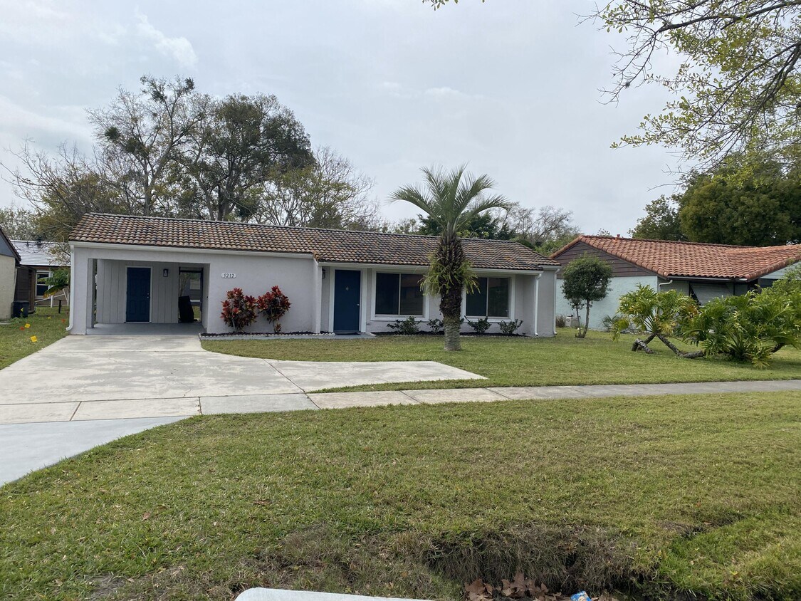 Foto principal - 5212 Gateway Ave