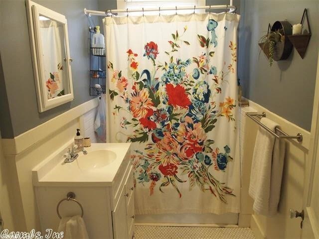 Foto del edificio - 220 S Brown St