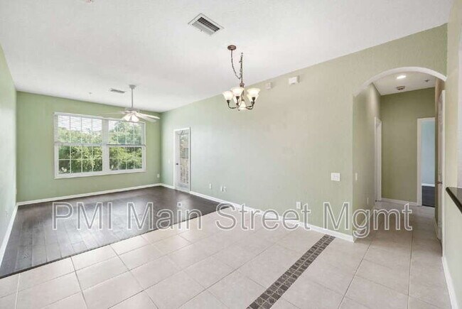 Building Photo - 580 Brantley Terrace