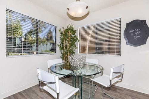 Building Photo - Pinecreek Village Apartments