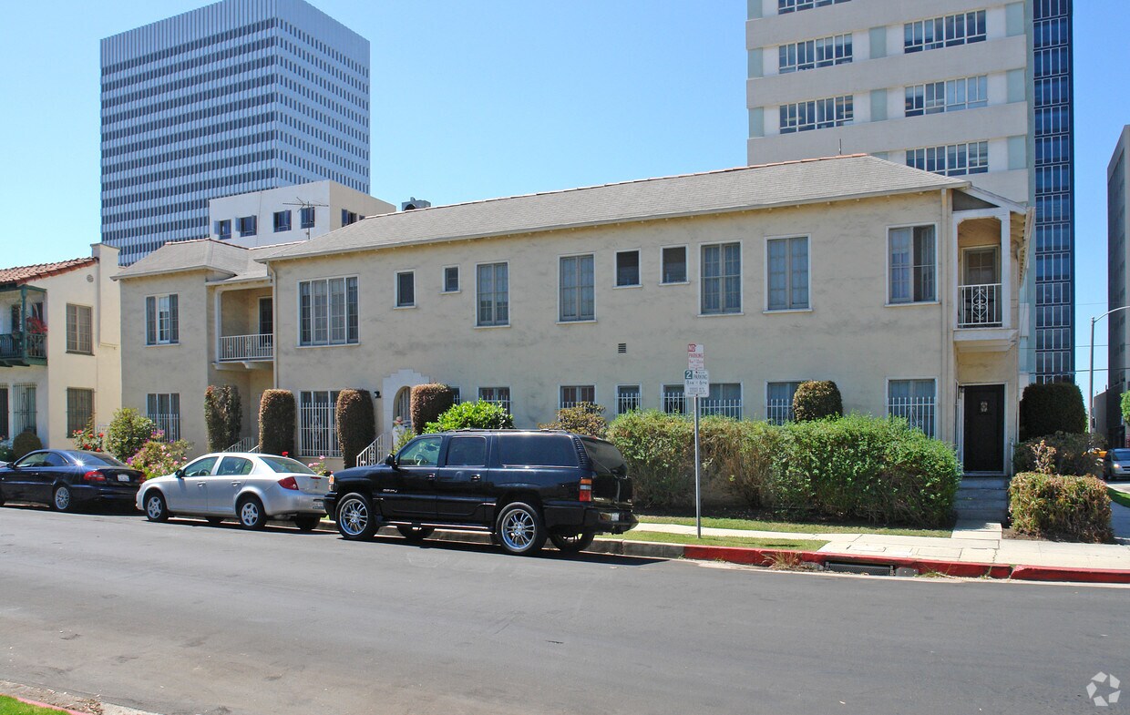 650 S La Jolla Ave, Los Angeles, CA 90048 Apartments in Los Angeles