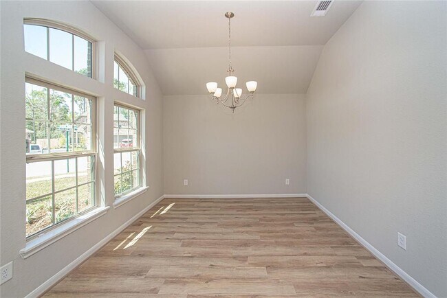 Foto del edificio - 2926 Grand Hawthorne Rd