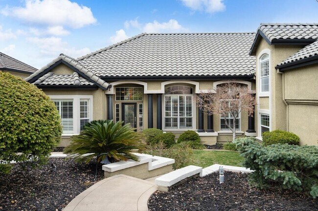 Building Photo - 3340 Beatty Dr