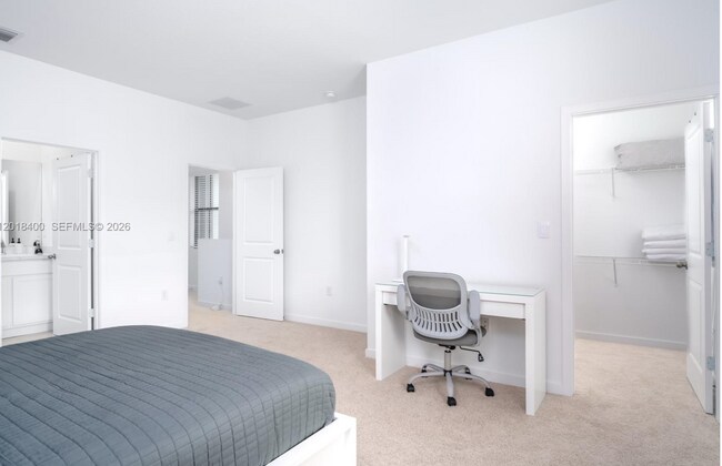 Foto del edificio - 844 NW 3rd Way