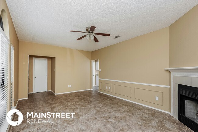 Foto del edificio - 645 Lemon Dr