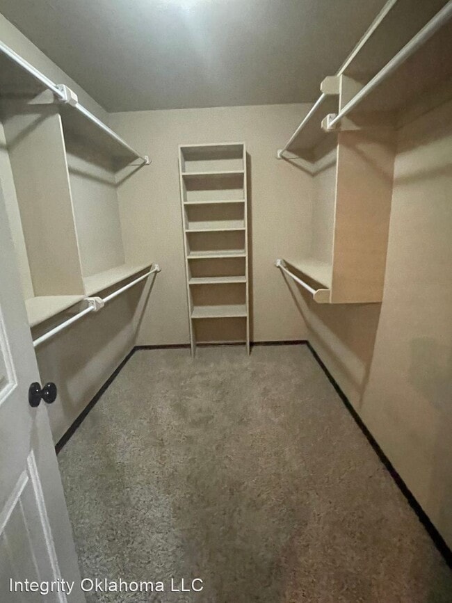 Foto del edificio - 3 br, 2 bath House - 4004 Windgate West Rd.