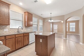 Building Photo - 7414 Bering Landing Dr