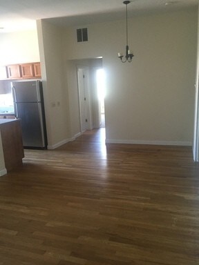 Primary Photo - 511 Montgomery St