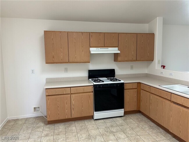 Building Photo - 5704 W Raven Creek Ave