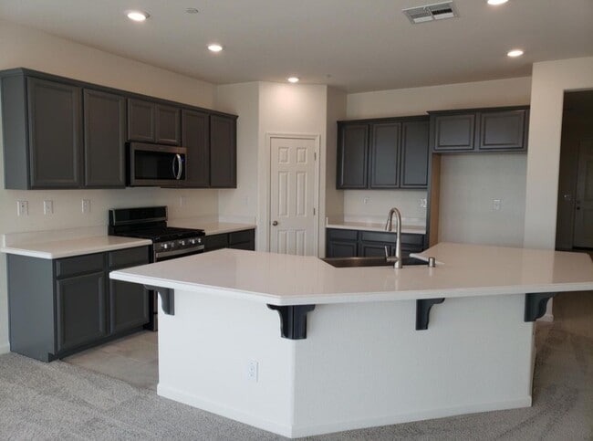 Building Photo - 3005 Lennon Way