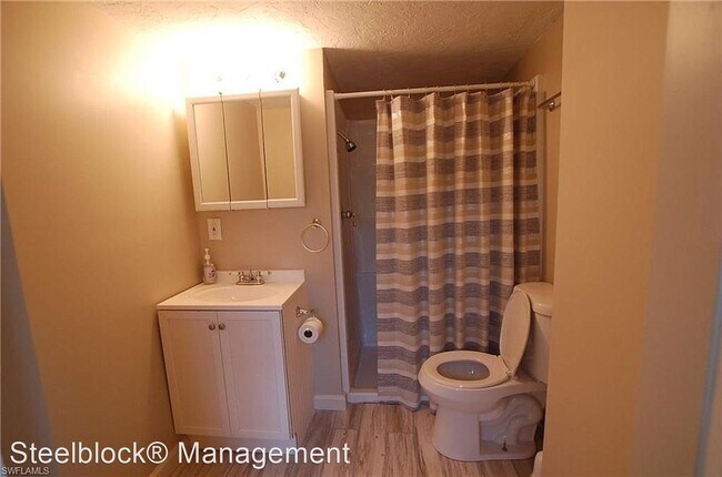 Building Photo - 2 br, 1 bath House - 134 Amber Ave
