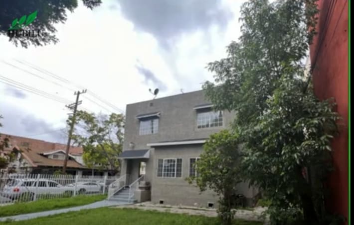 Photo - 1981 Estrella Ave (Los Angeles, CA)