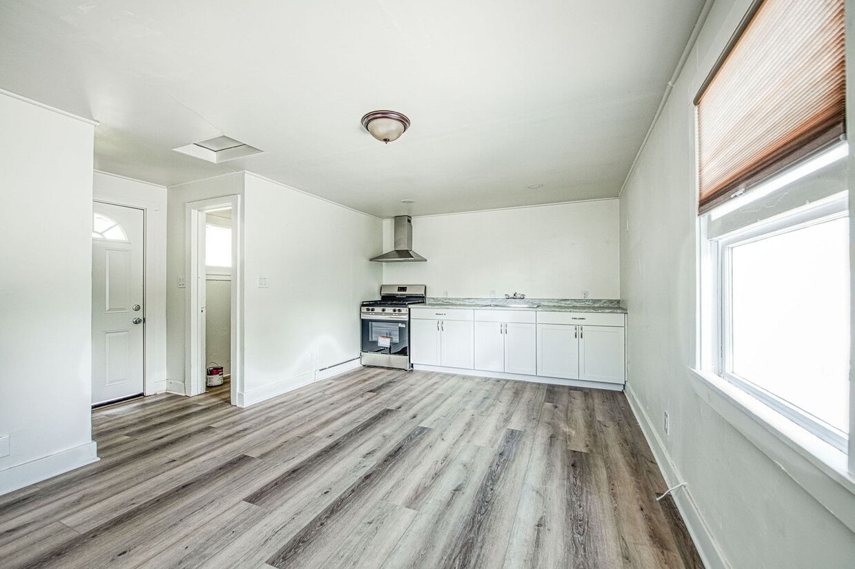 Foto del edificio - 141 E Hedges Ave