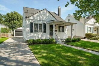 Building Photo - 2011 E Hudson Ave