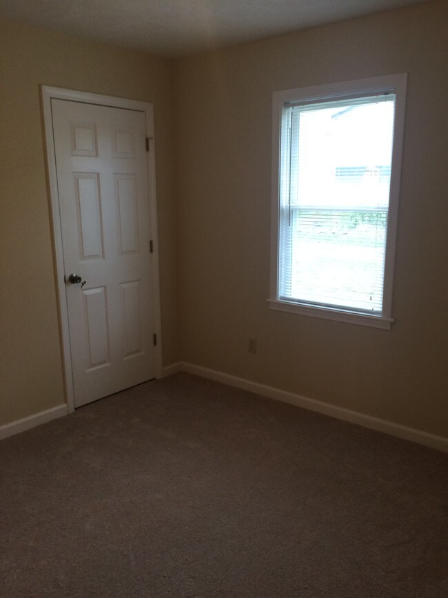 Foto del edificio - 3186 Lawson Ln