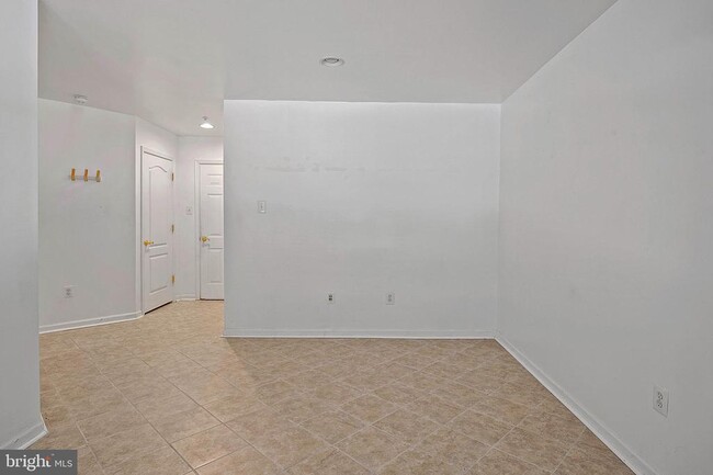Building Photo - 10229 Brighton Ridge Way