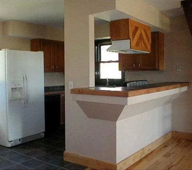 Foto del edificio - 45 Blackstock Dr