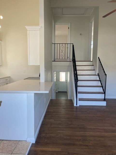 Building Photo - 382 S Ocean Ave