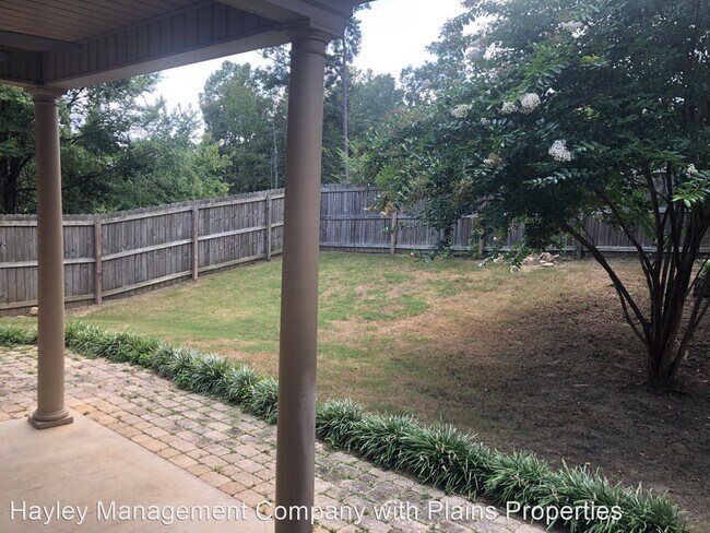 Foto del edificio - 3 br, 2 bath House - 190 Falling Leaf Ln