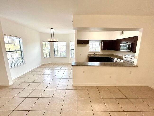 Building Photo - **APPLICATION RECEIVED** AVAILABLE NOW! 2 ...