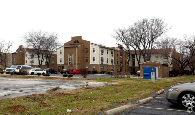 Foto del edificio - Goodwin Plaza Apartments