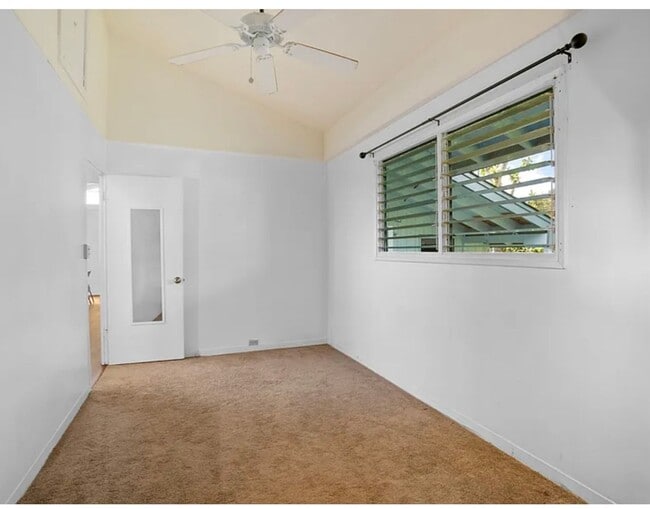 Building Photo - Wailu Houselots 4 bed 2 bath unfurnished SFH