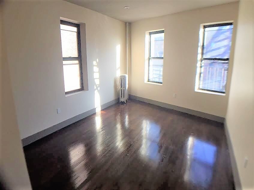 Foto principal - 1275 Lafayette Ave