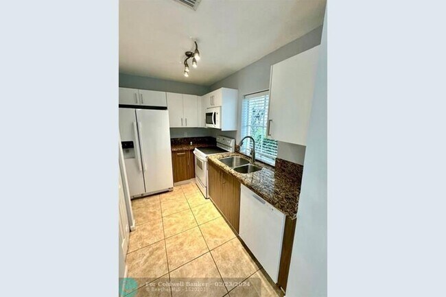 Foto del edificio - 184 SE 2nd St