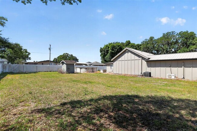 Building Photo - 3240 Apfel Rd