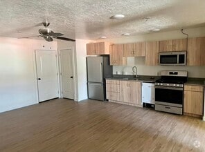 Building Photo - 682 N 1450 W