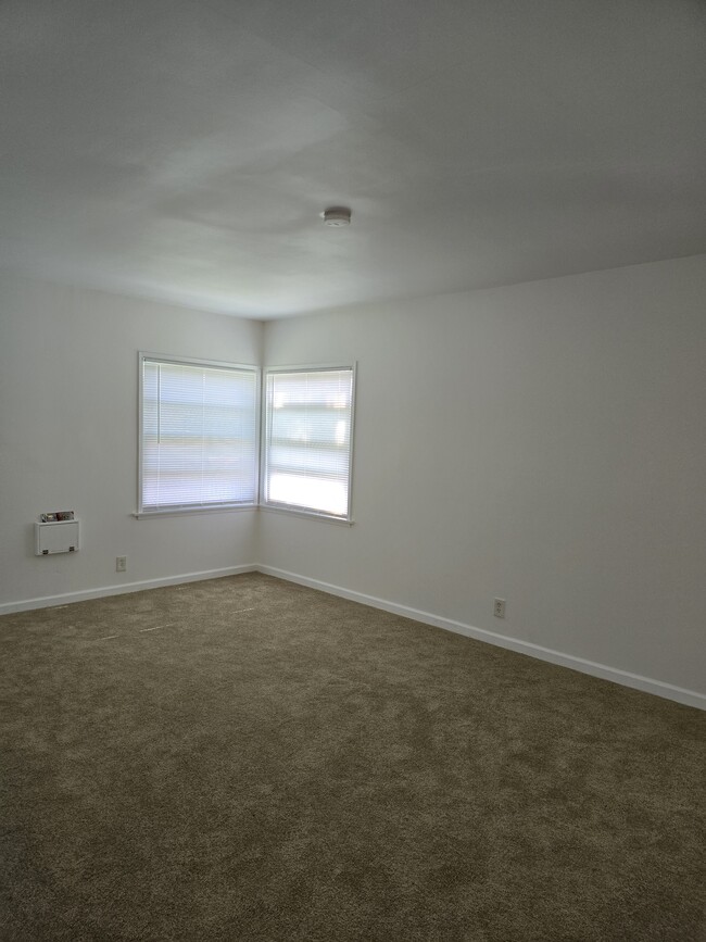 Foto del edificio - 11034 S Truro Ave