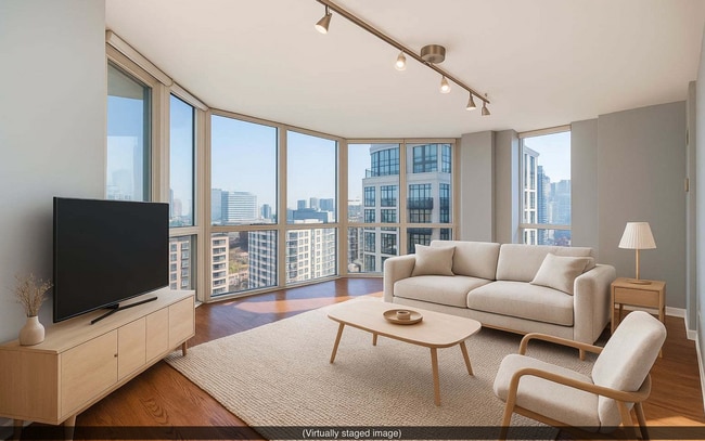 Foto del edificio - 645 N Kingsbury St