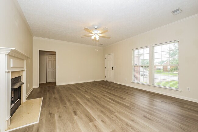 Foto del edificio - 10003 Langford Ct