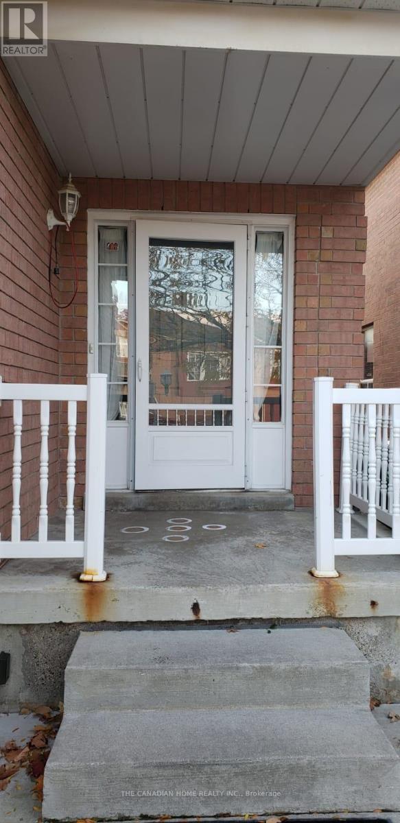 Building Photo - 33 Baha Crescent