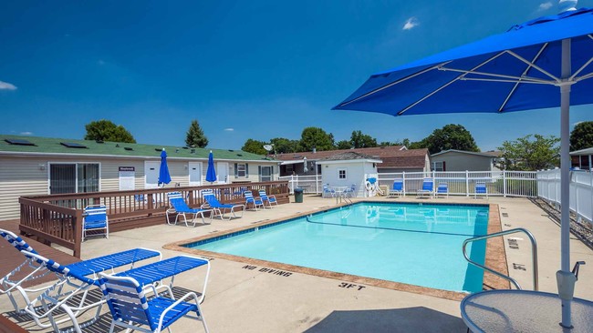 Piscina - Westbrook Senior Village