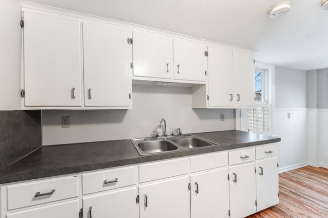 Foto del edificio - 3745 Mendon Rd