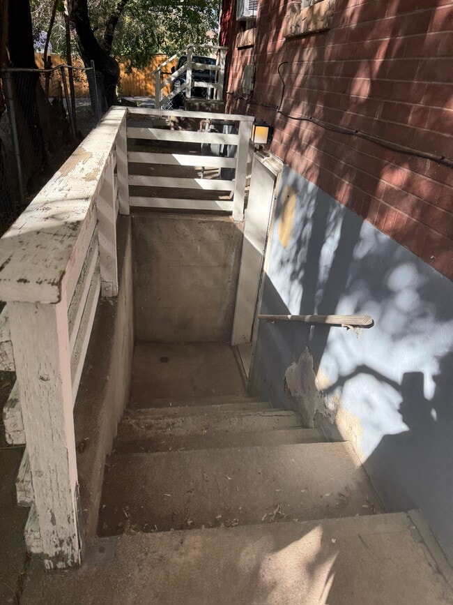 Foto del edificio - 578 E 21st St