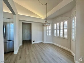 Building Photo - 200 Lady Palm Dr