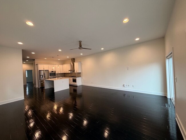 Building Photo - Beautiful Modern Home in Nashville Near the Fairgrounds