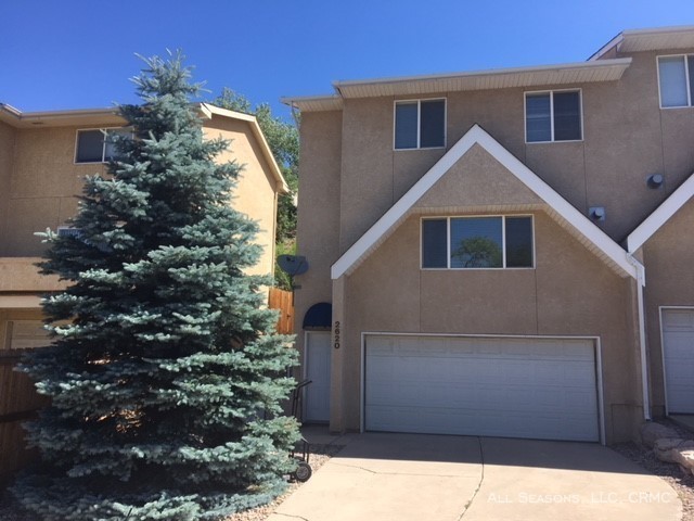 Foto del edificio - 2620 W. Pikes Peak Ave.