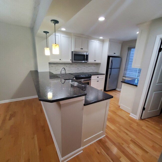 Foto del edificio - 1083 Riverbend Club Dr SE