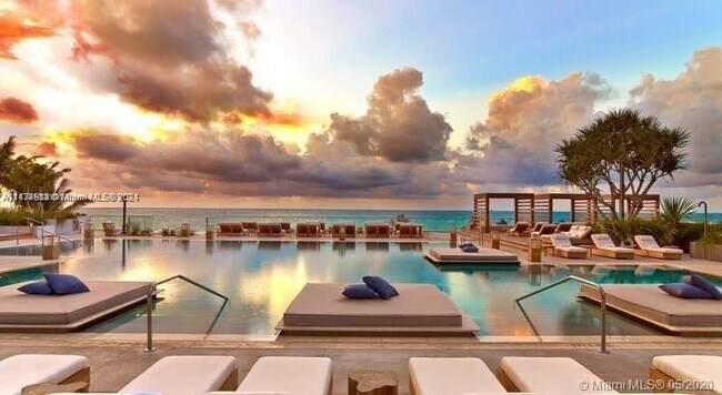 Foto del edificio - 2301 Collins Ave