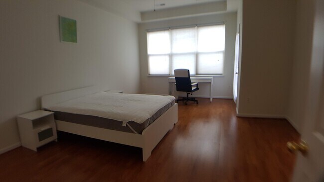 Master bedroom - 1011 Granby St