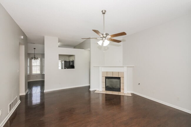 Foto del edificio - 9812 Southern Oak Way