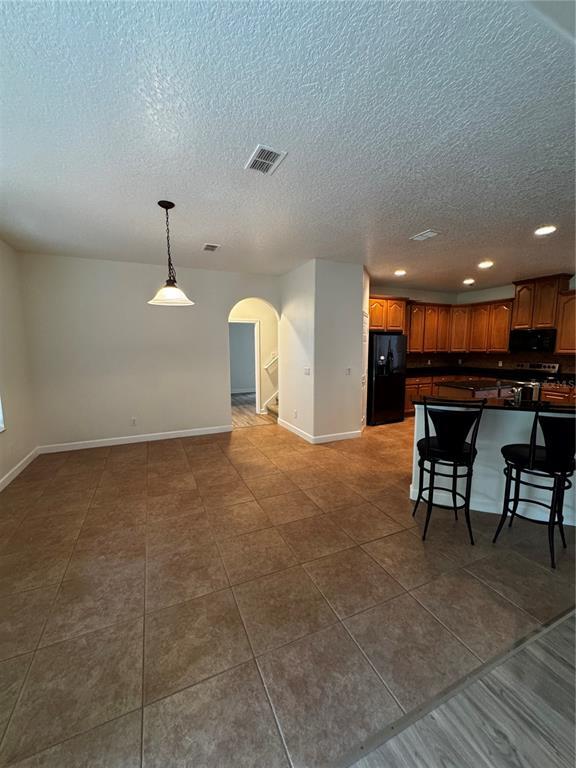 Foto del edificio - 16330 Birchwood Way