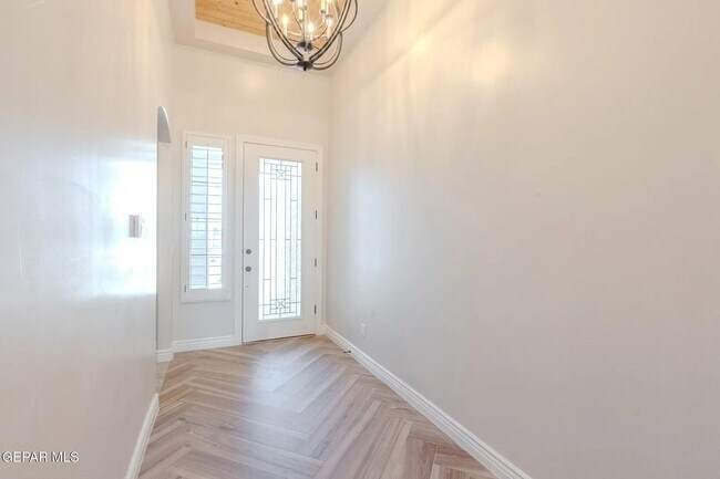 Building Photo - 13364 Emerald Glass Dr