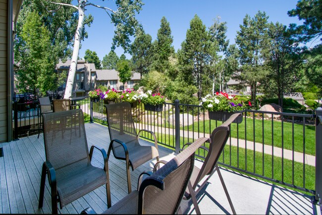 Foto del edificio - 95 Woodbridge Dr